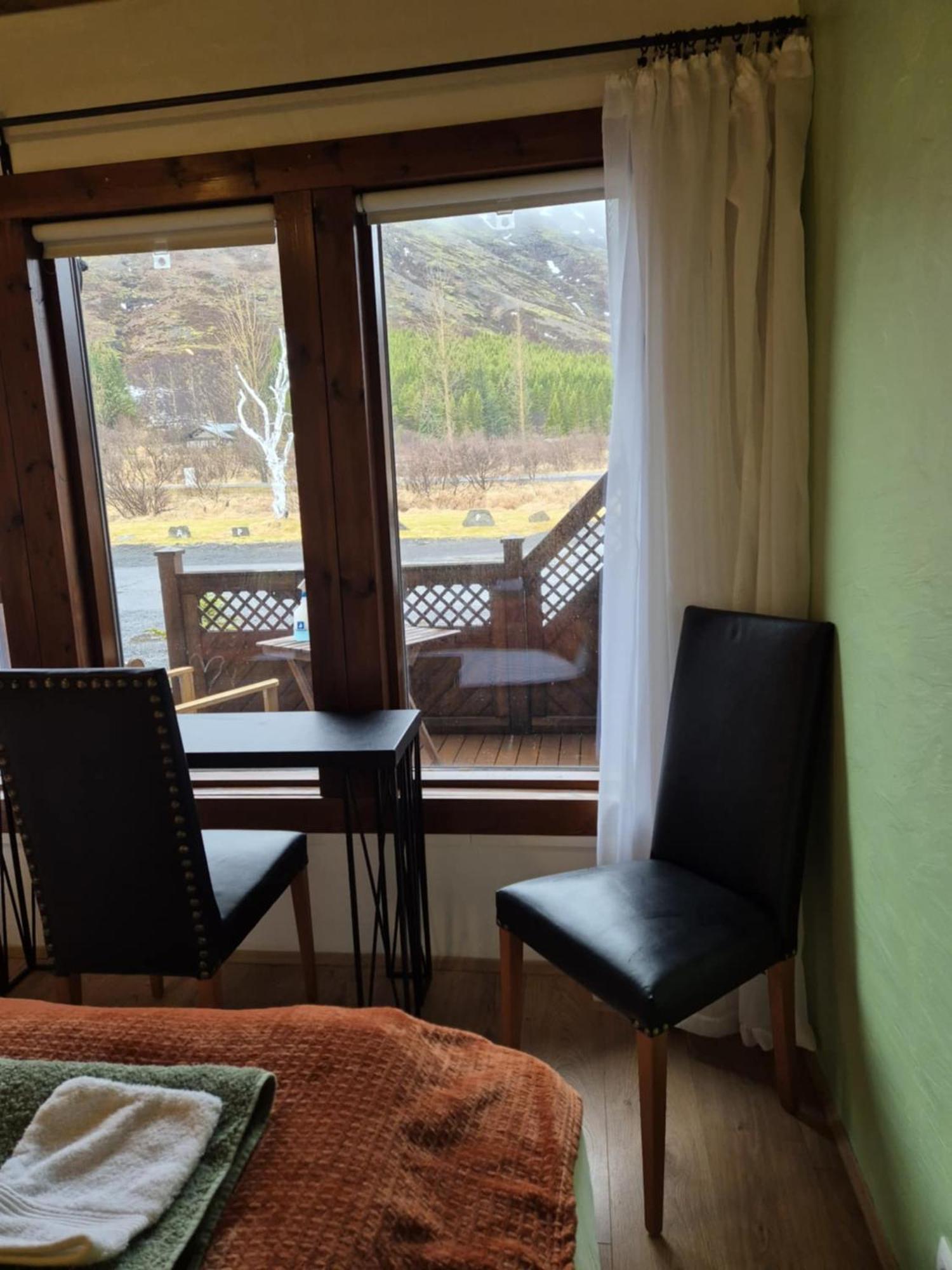 Beautiful Guestroom To Rent With A Mountain View Льойґарватн Екстер'єр фото